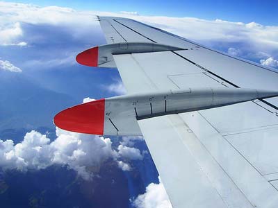 Airlines Commit to Cutting Carbon Emissions in Half By 2050 Image